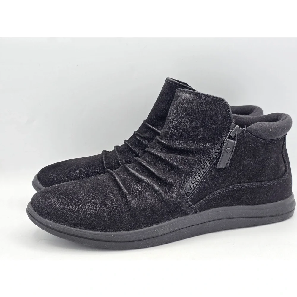 Clarks this listing